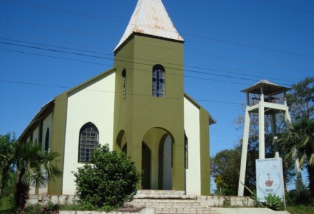 Comunidade Evangélica em Paial, celebra culto da Reforma