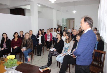 Lar Elsbeth Koehler, em Blumenau (SC), sedia 34º Simpósio Nacional da Avidi