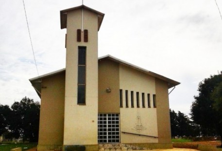 Comunidade se une para ter uma Igreja bonita e acolhedora