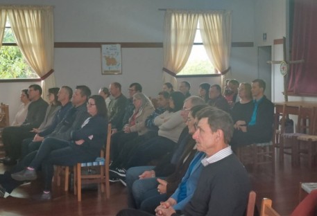 Comunidade da Feliz acolhe Encontro Sinodal de Casais