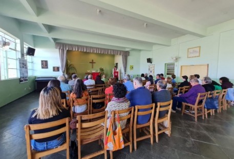 Culto de Ação de Graças e festa da colheita em Uberlândia/MG