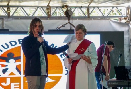 Culto de Abertura do Congresso Nacional de Jovens da IECLB abre evento em Domingos Martins