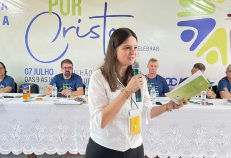 Assembleia elege Pa. Aline Danielle Stüewer vice-pastora sinodal