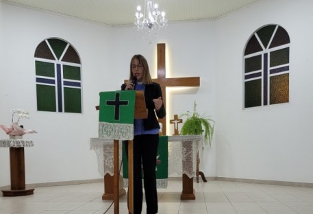 Instalação da Ministra Missionária Elfriede Krause na Paróquia a Paz